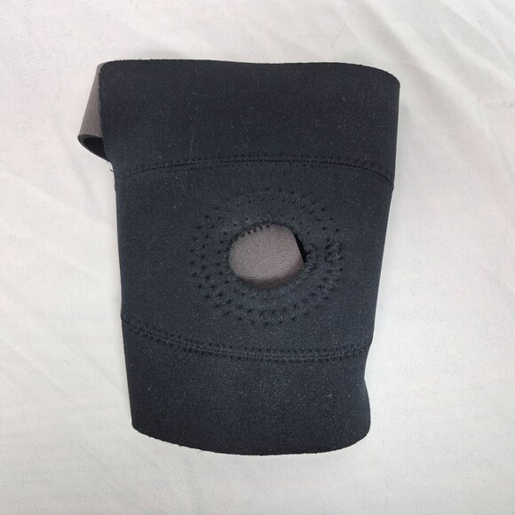 Futuro Sport Neoprene Knee Brace Support Adult Size Adjustable EXCELLENT!!! - Picture 1 of 6